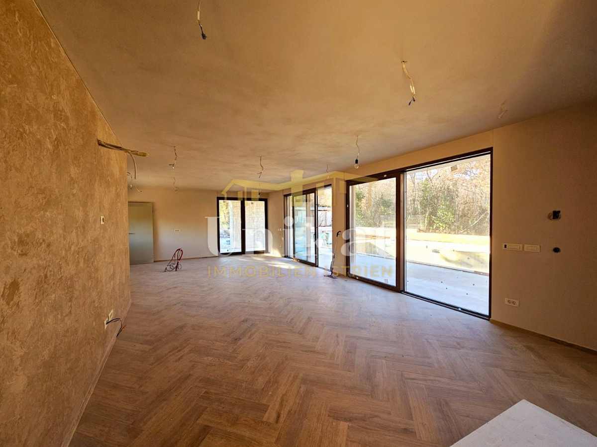 Moderna casa a schiera con piscina e vista sul verde, Poreč